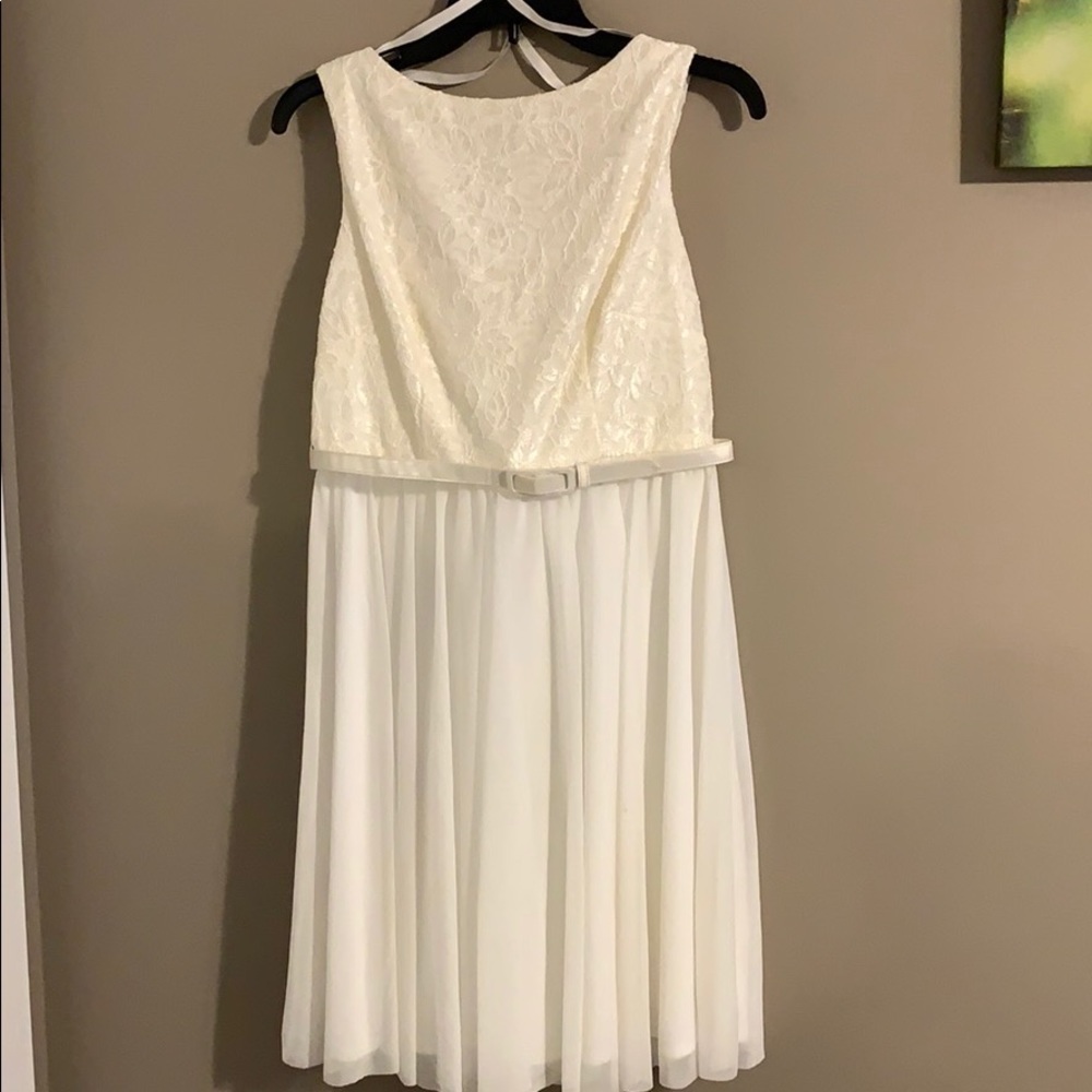 Women’s dress